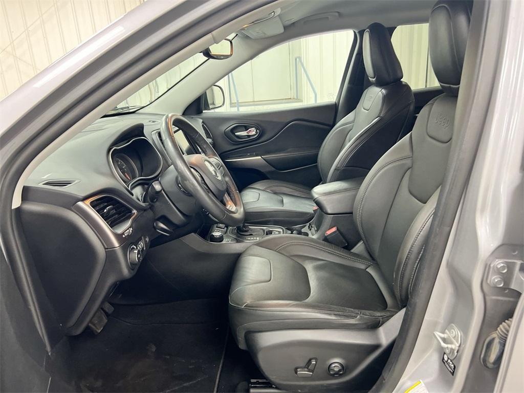 used 2021 Jeep Cherokee car, priced at $17,587