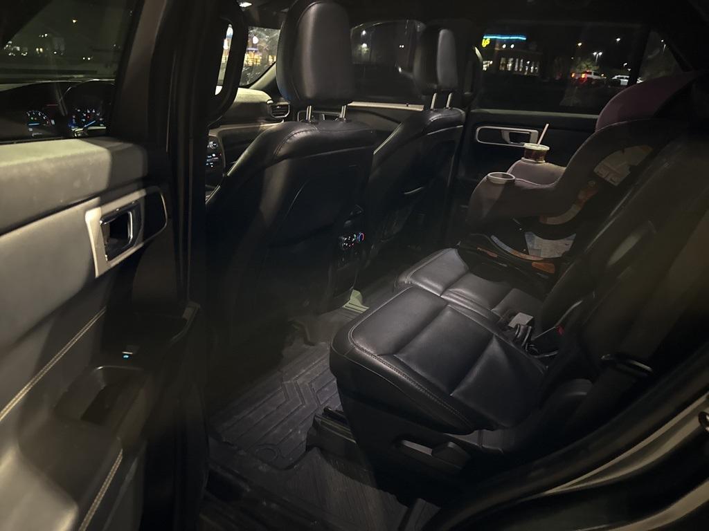 used 2020 Ford Explorer car