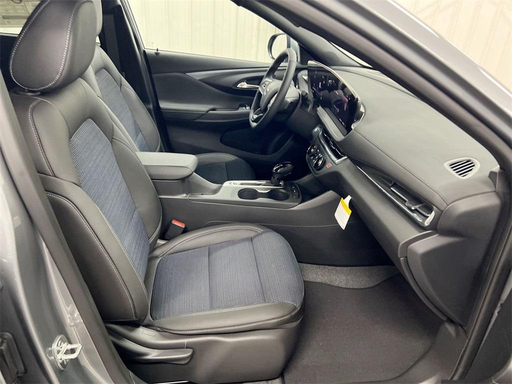 new 2026 Buick Envista car, priced at $26,607