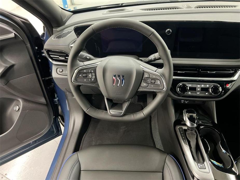 new 2025 Buick Envista car, priced at $27,780