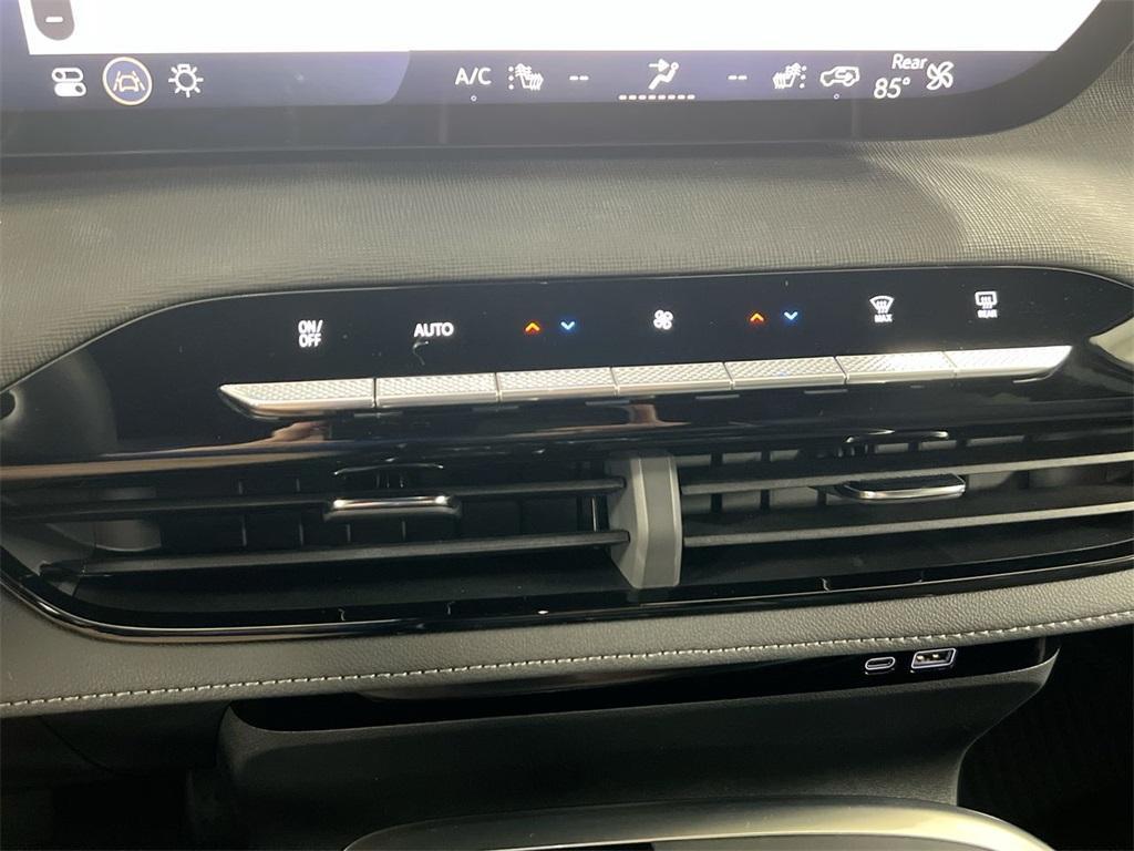 new 2025 Buick Enclave car, priced at $39,373