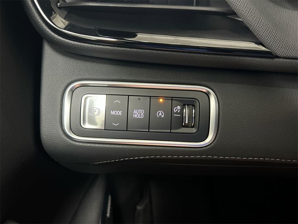 new 2025 Buick Enclave car, priced at $39,373