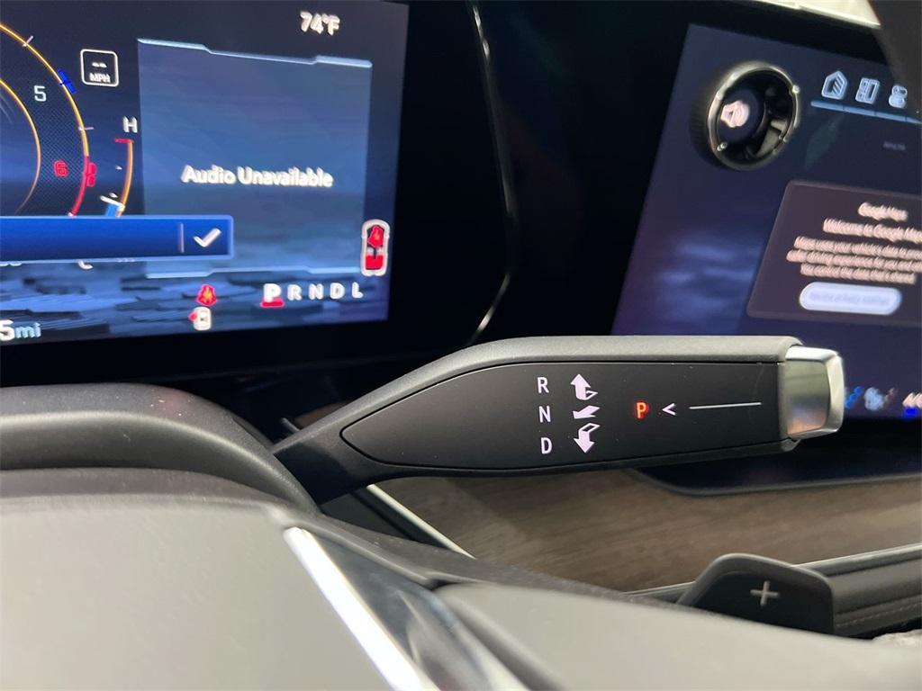 new 2025 Chevrolet Suburban car, priced at $90,873