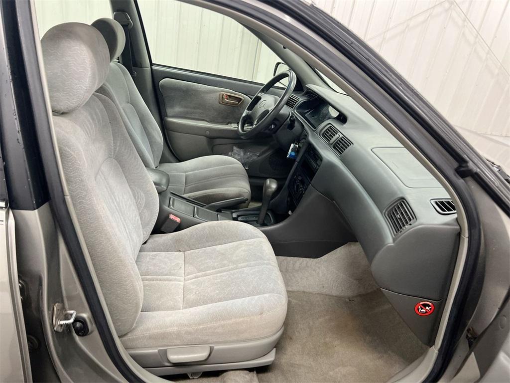 used 1997 Toyota Camry car, priced at $2,900