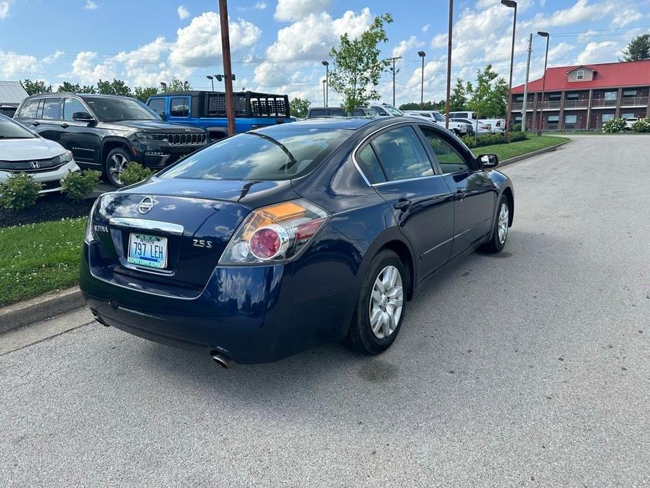 used 2009 Nissan Altima car, priced at $2,900