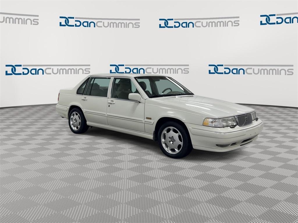 used 1997 Volvo 960 car, priced at $2,900