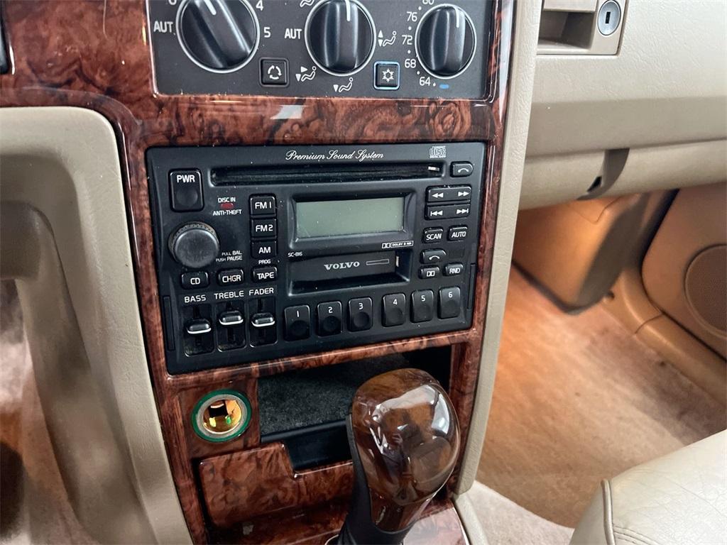 used 1997 Volvo 960 car, priced at $2,900