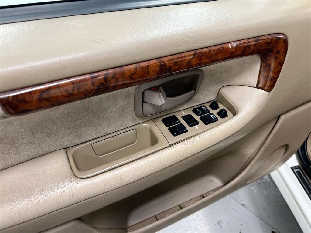 used 1997 Volvo 960 car, priced at $2,900