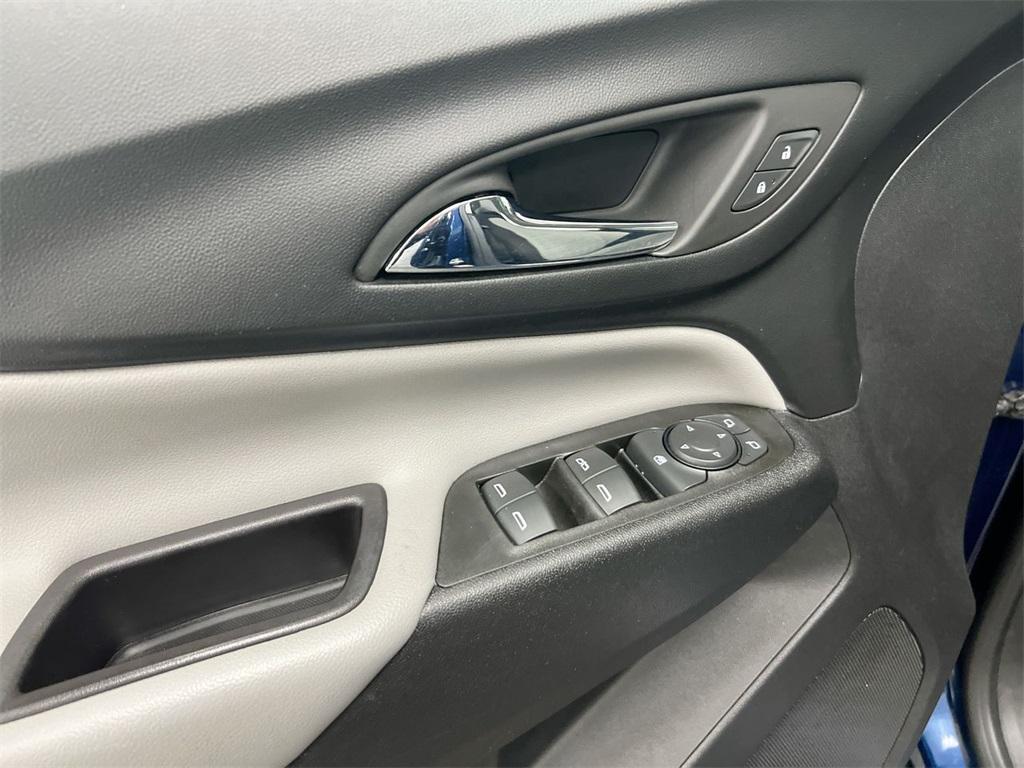 used 2022 Chevrolet Equinox car, priced at $19,587