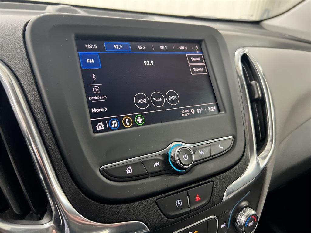 used 2022 Chevrolet Equinox car, priced at $19,587