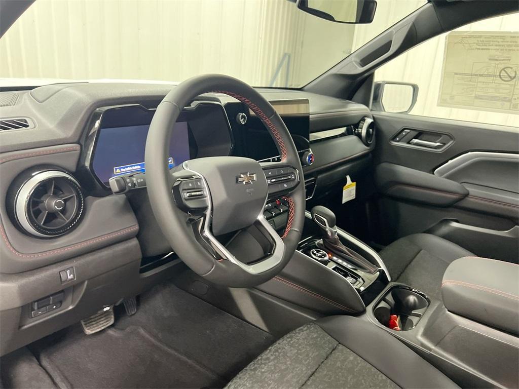 new 2024 Chevrolet Colorado car, priced at $39,873