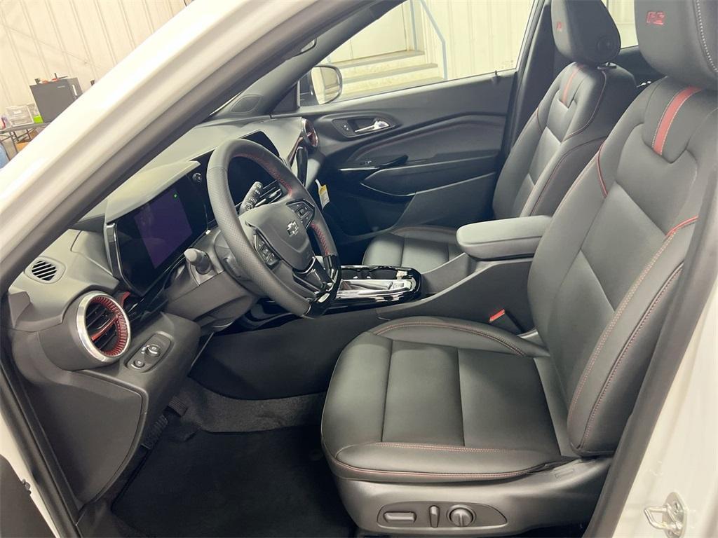 new 2025 Chevrolet Trax car, priced at $25,473