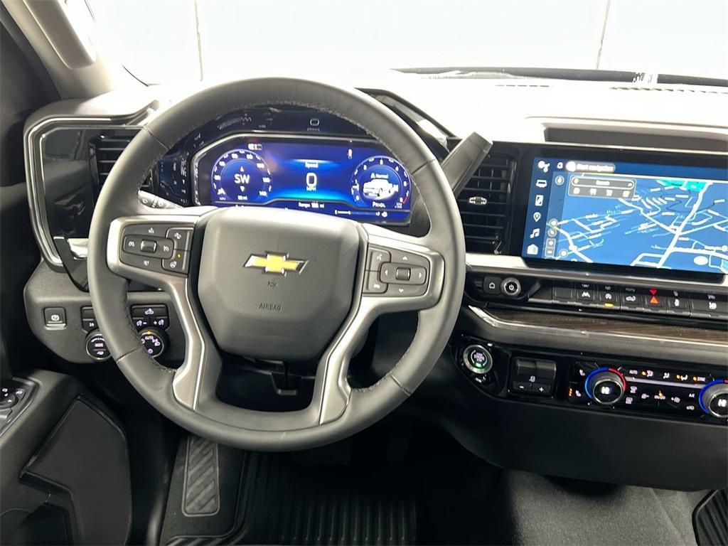 new 2025 Chevrolet Silverado 1500 car, priced at $46,895