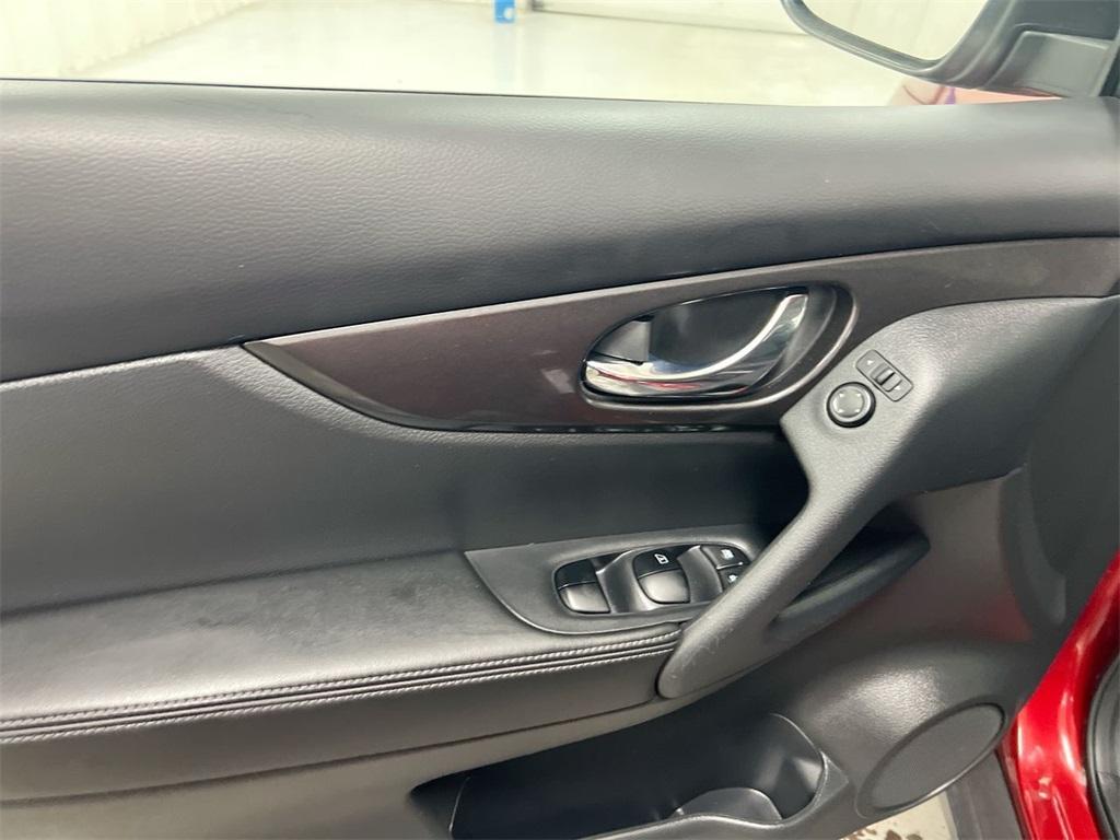 used 2020 Nissan Rogue car, priced at $19,787