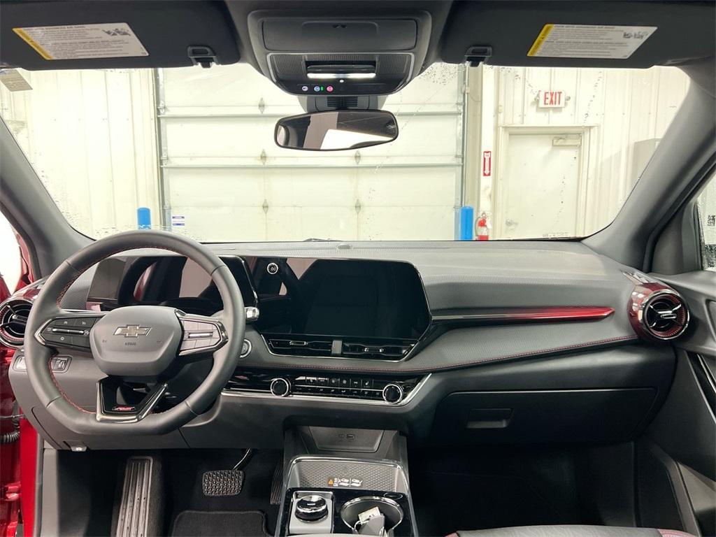 new 2026 Chevrolet Equinox car, priced at $32,873