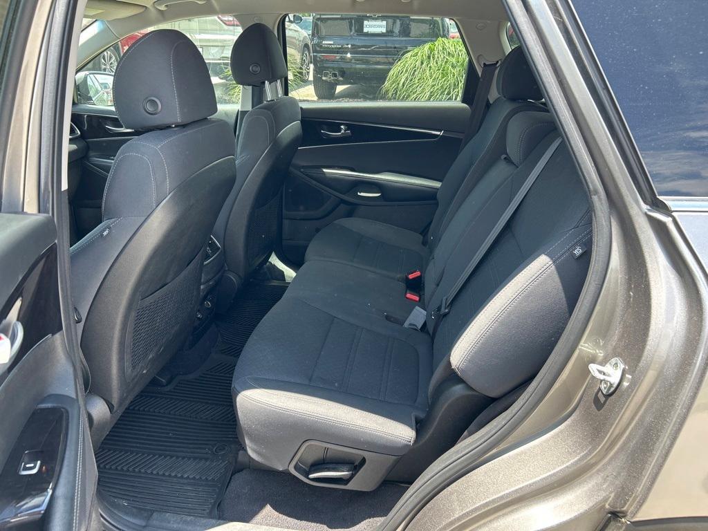 used 2018 Kia Sorento car
