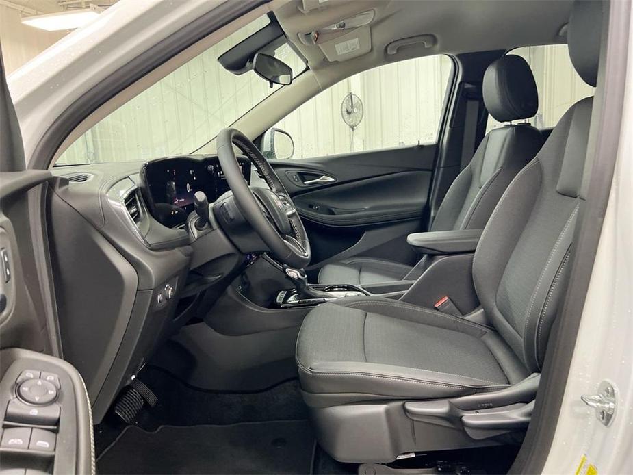 new 2025 Buick Encore GX car, priced at $21,130