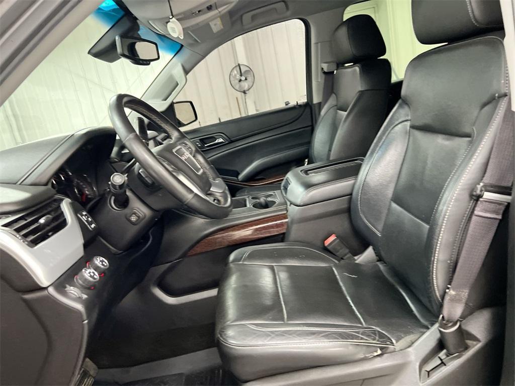 used 2015 GMC Yukon car, priced at $12,900
