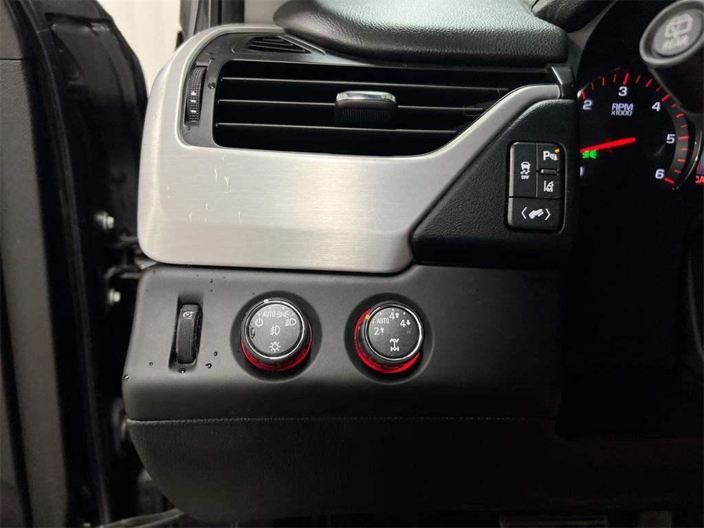 used 2015 GMC Yukon car, priced at $12,900