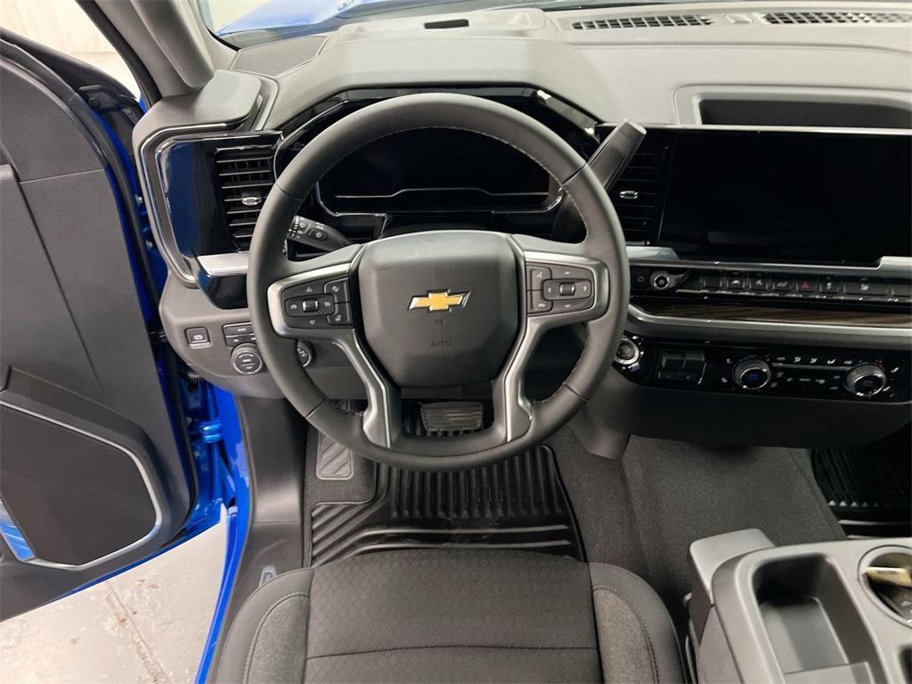 new 2025 Chevrolet Silverado 1500 car, priced at $44,240