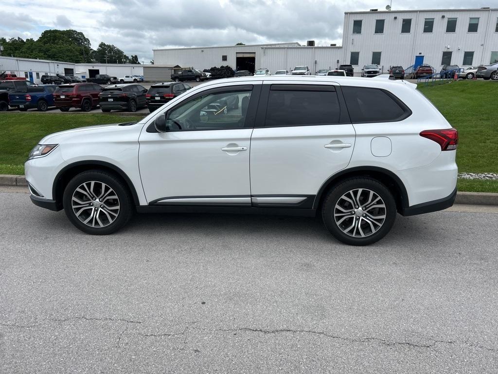 used 2018 Mitsubishi Outlander car