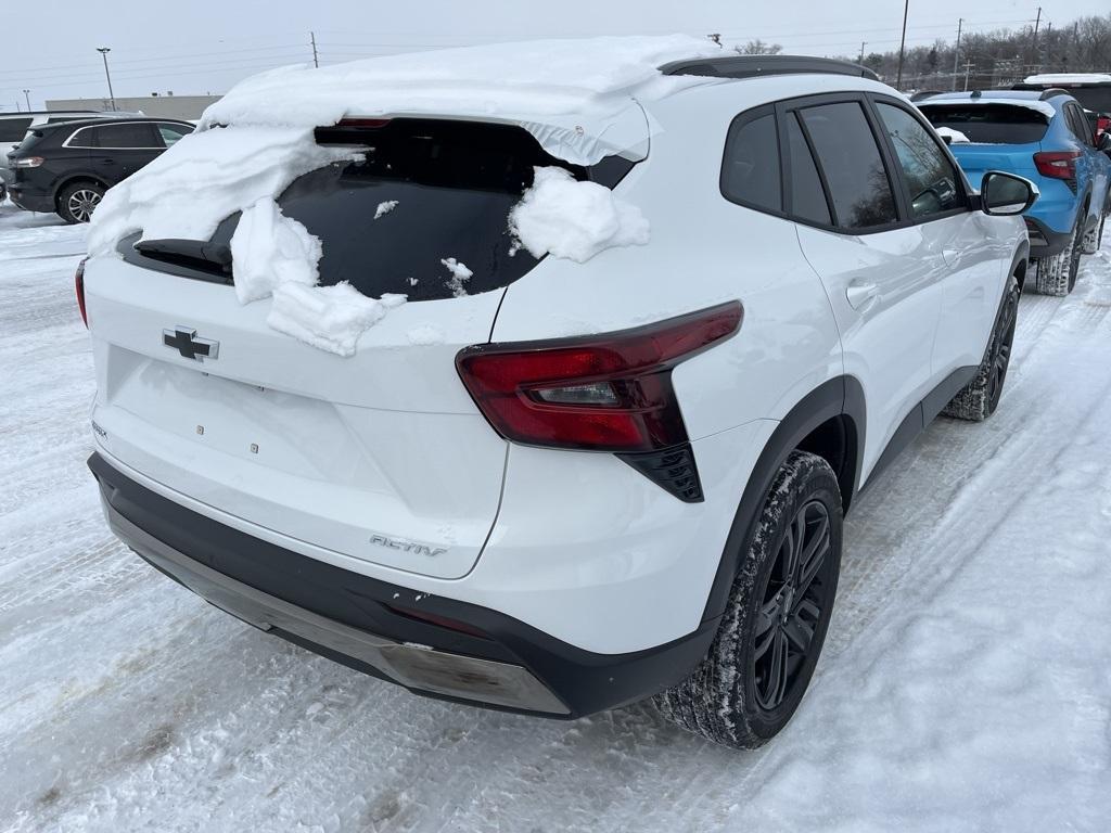 new 2025 Chevrolet Trax car, priced at $25,247