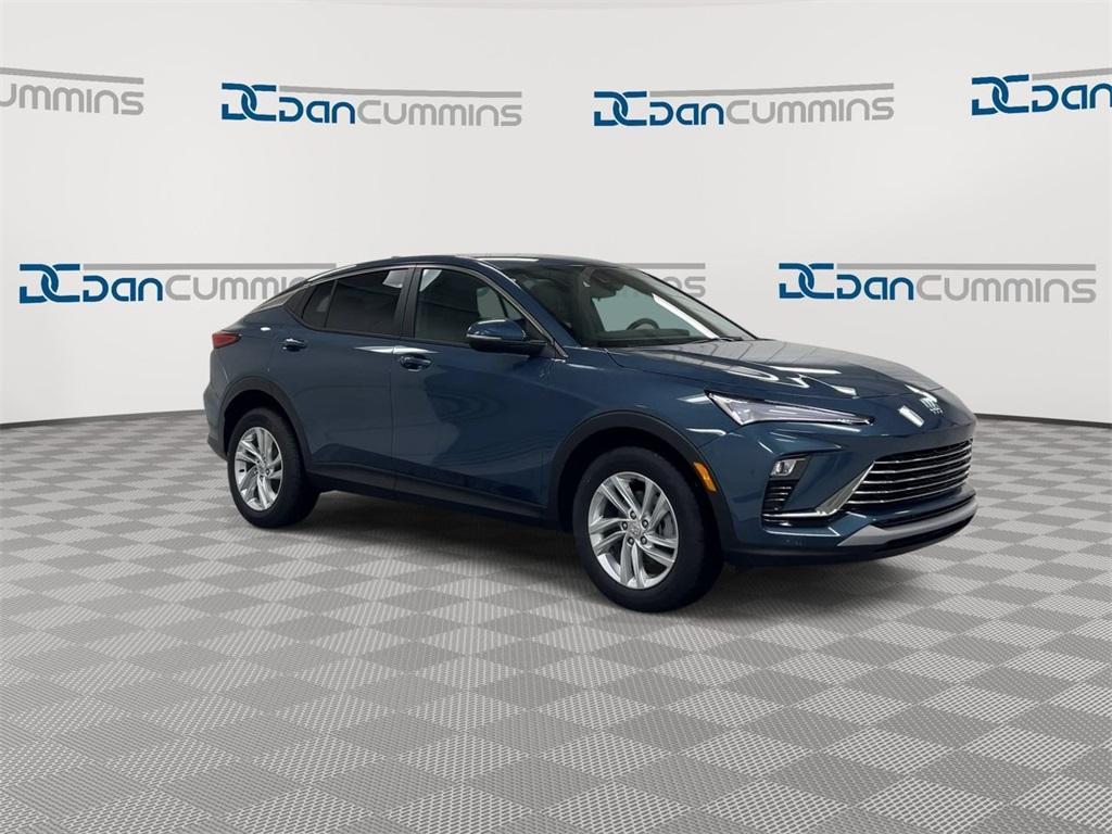 new 2025 Buick Envista car, priced at $25,446