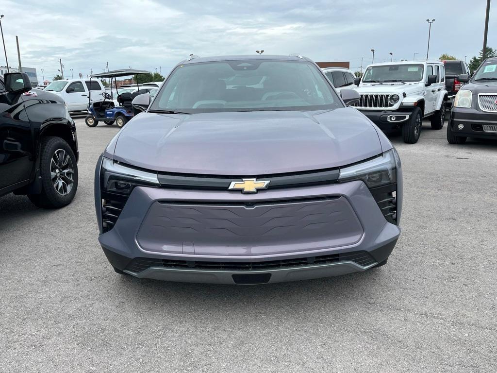 new 2025 Chevrolet Blazer EV car, priced at $45,373