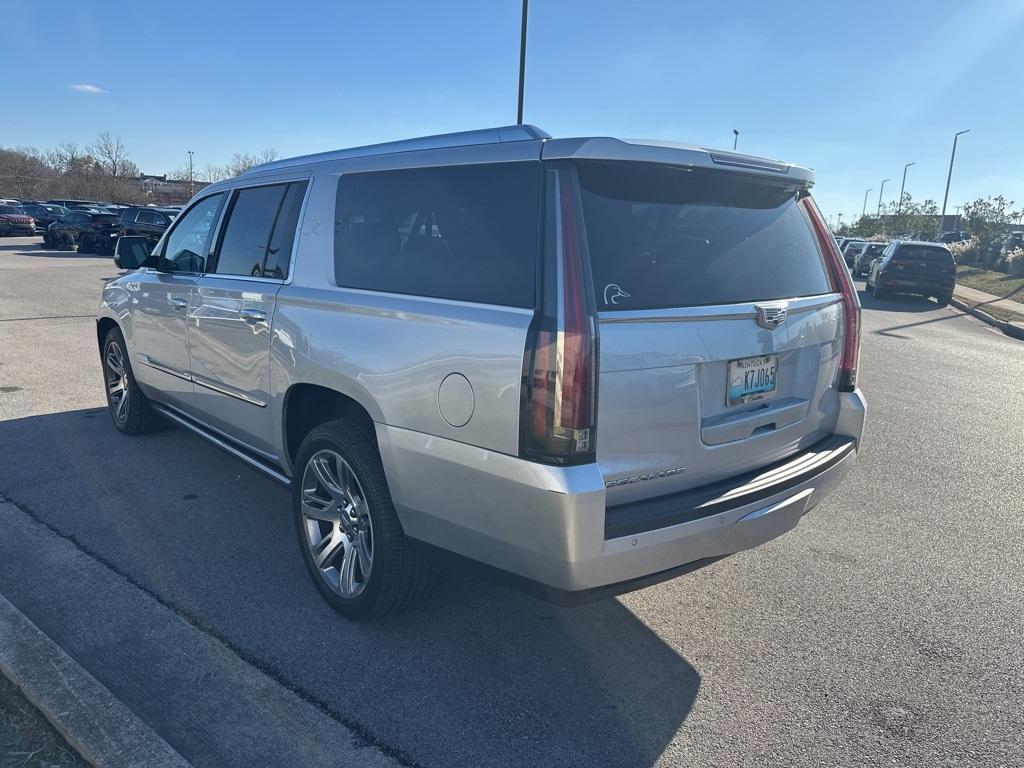 used 2015 Cadillac Escalade ESV car, priced at $21,987