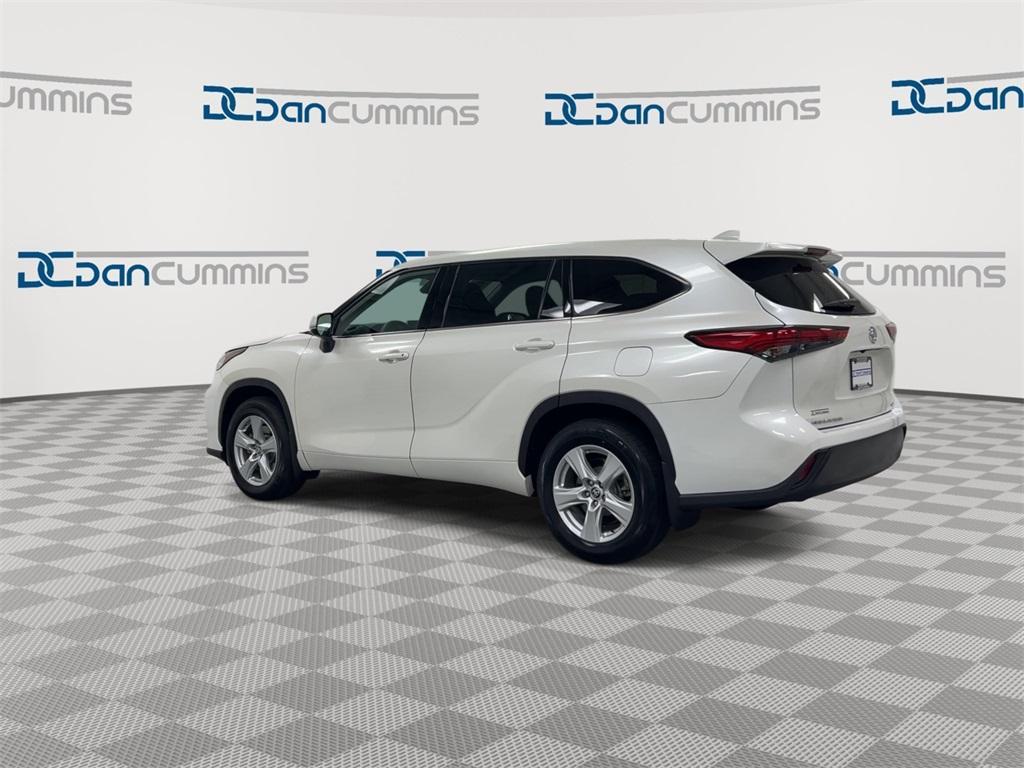 used 2020 Toyota Highlander car, priced at $29,587