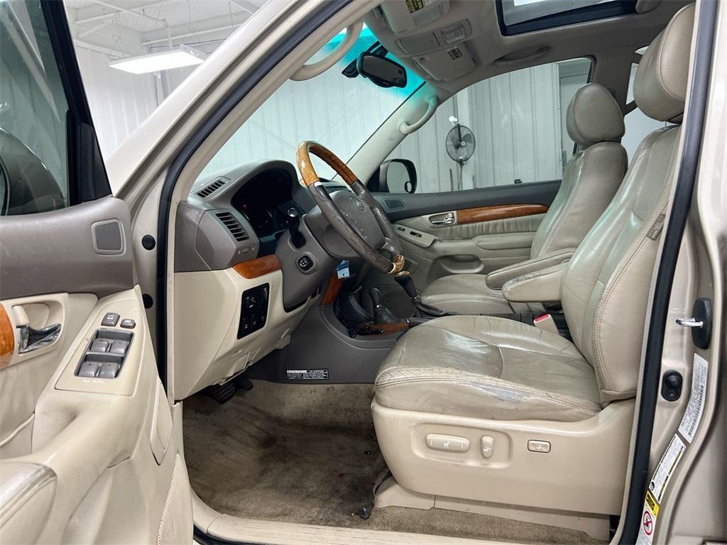 used 2005 Lexus GX 470 car, priced at $2,900