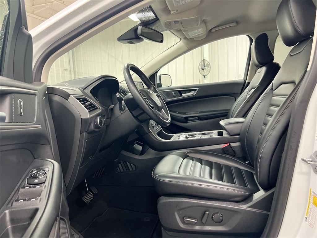 used 2024 Ford Edge car, priced at $22,987