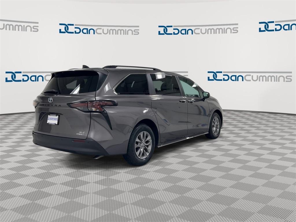 used 2023 Toyota Sienna car, priced at $37,487