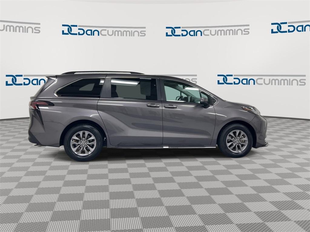 used 2023 Toyota Sienna car, priced at $37,487