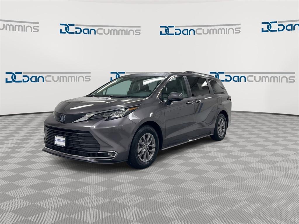 used 2023 Toyota Sienna car, priced at $37,487