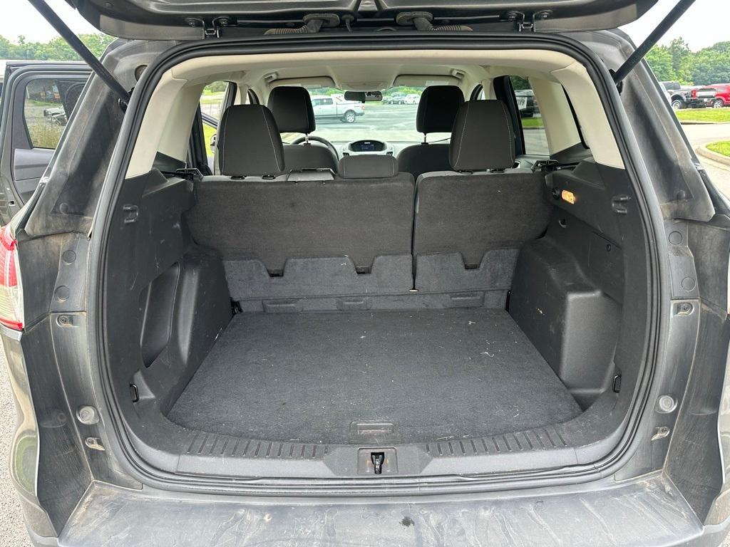 used 2015 Ford Escape car, priced at $4,900