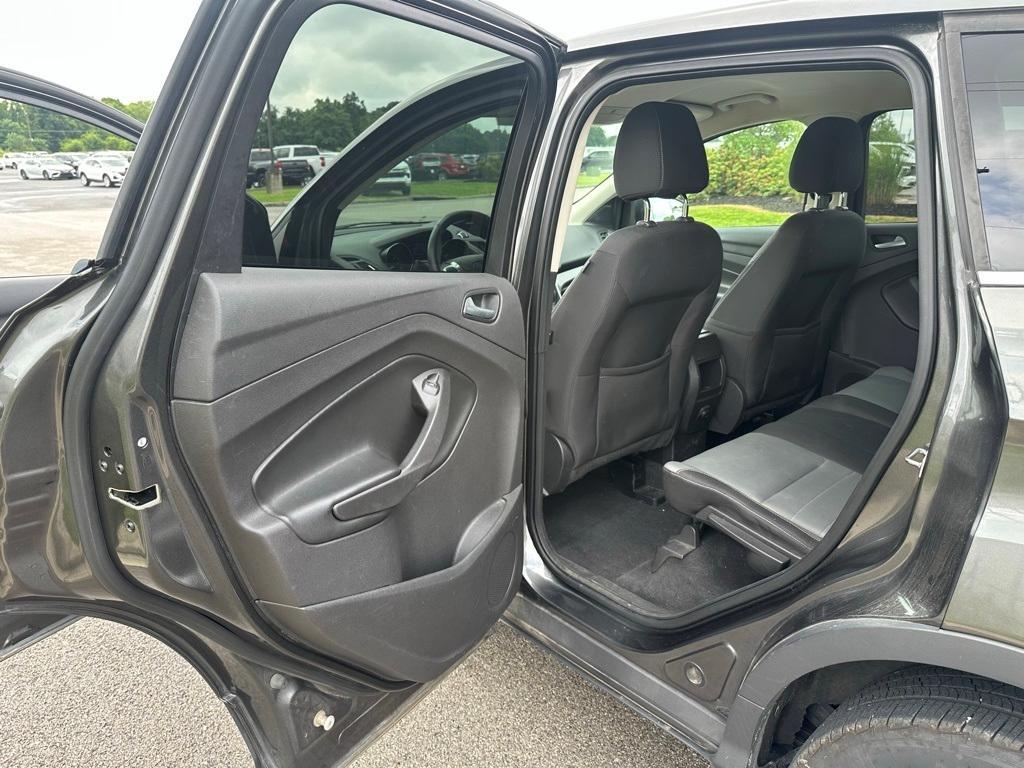 used 2015 Ford Escape car, priced at $4,900