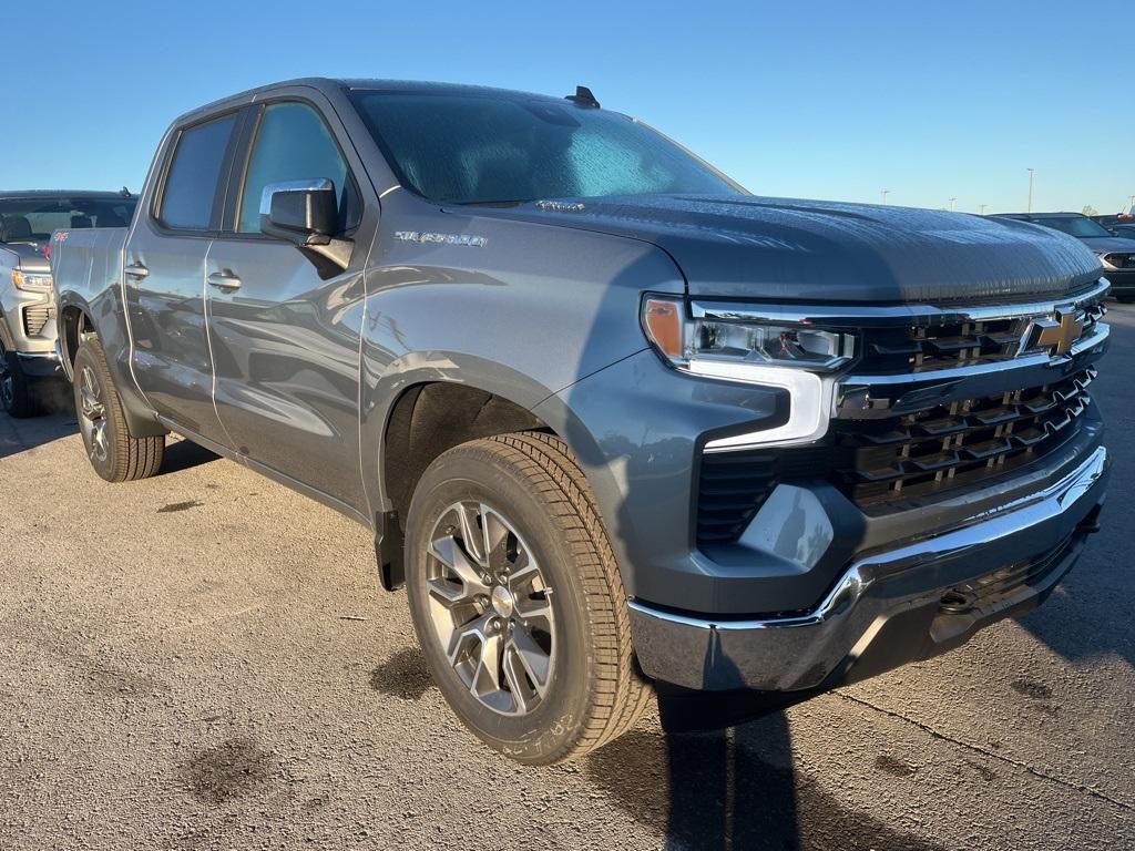 new 2025 Chevrolet Silverado 1500 car, priced at $46,895