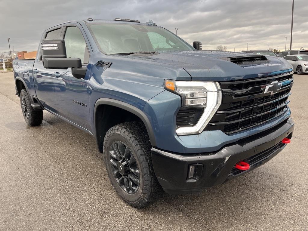 new 2025 Chevrolet Silverado 3500 car, priced at $86,715