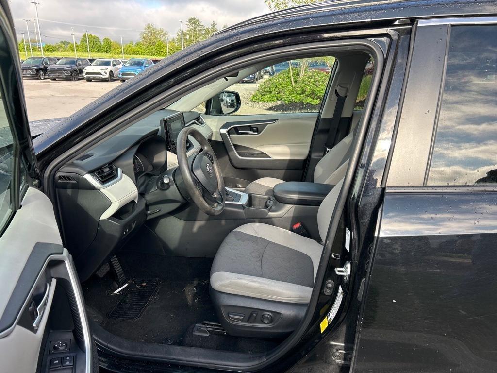 used 2022 Toyota RAV4 car, priced at $25,587