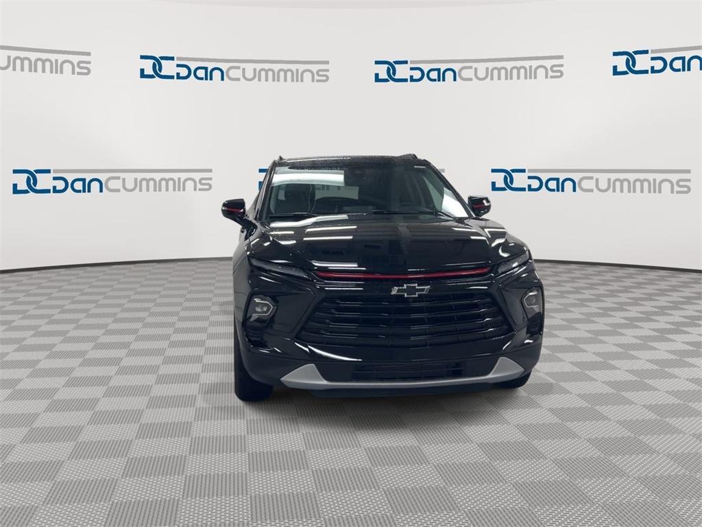 new 2025 Chevrolet Blazer car, priced at $43,225