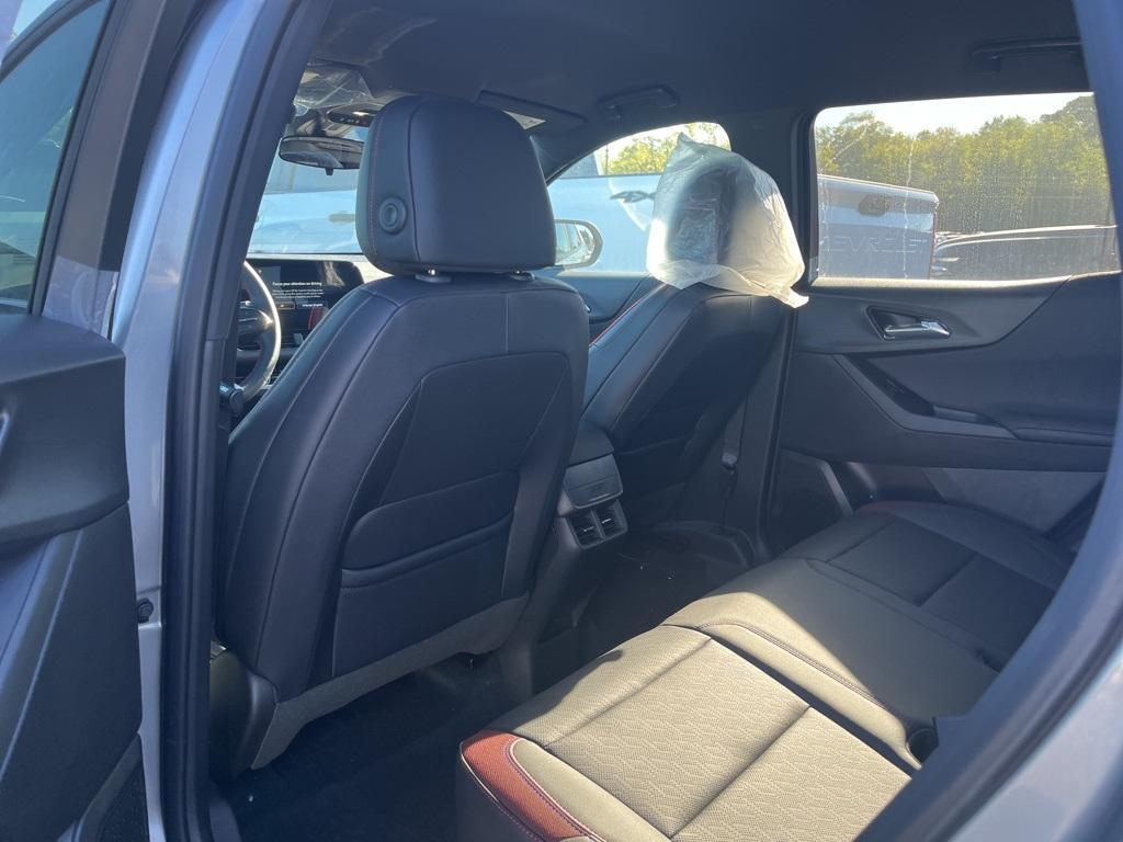 new 2026 Chevrolet Equinox car, priced at $33,873