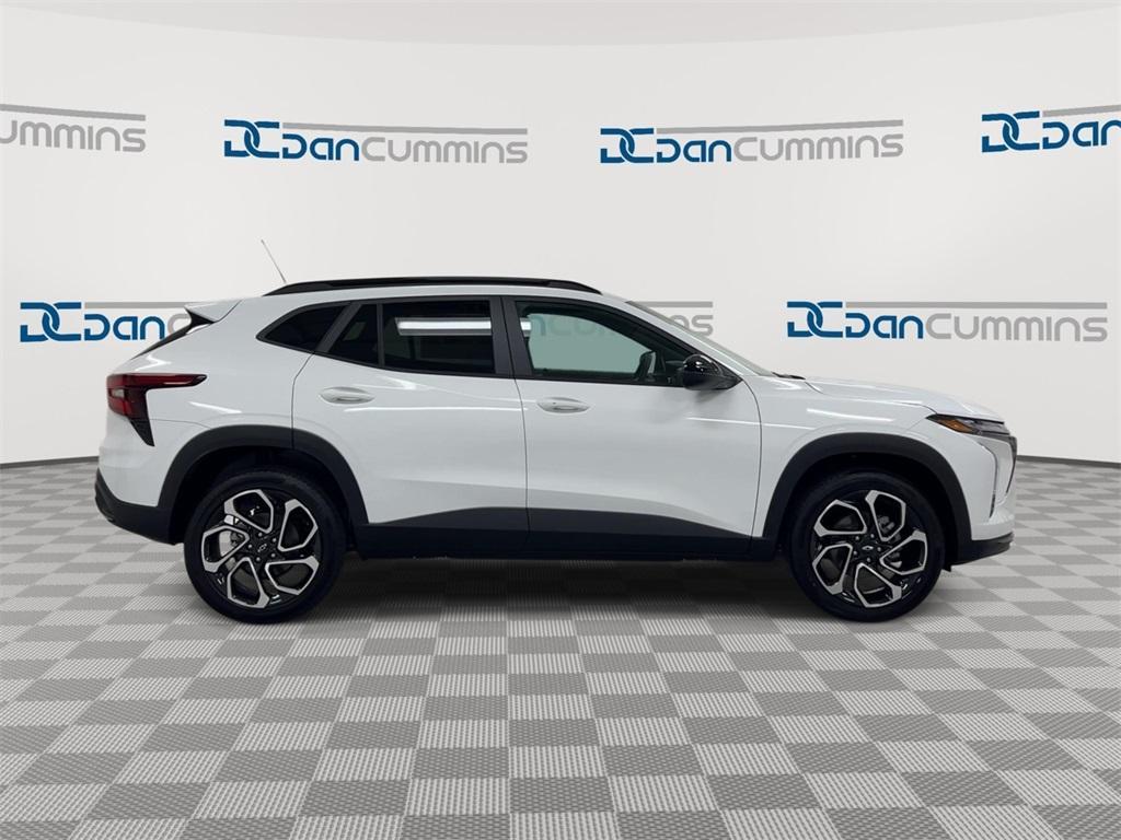 new 2025 Chevrolet Trax car, priced at $25,473