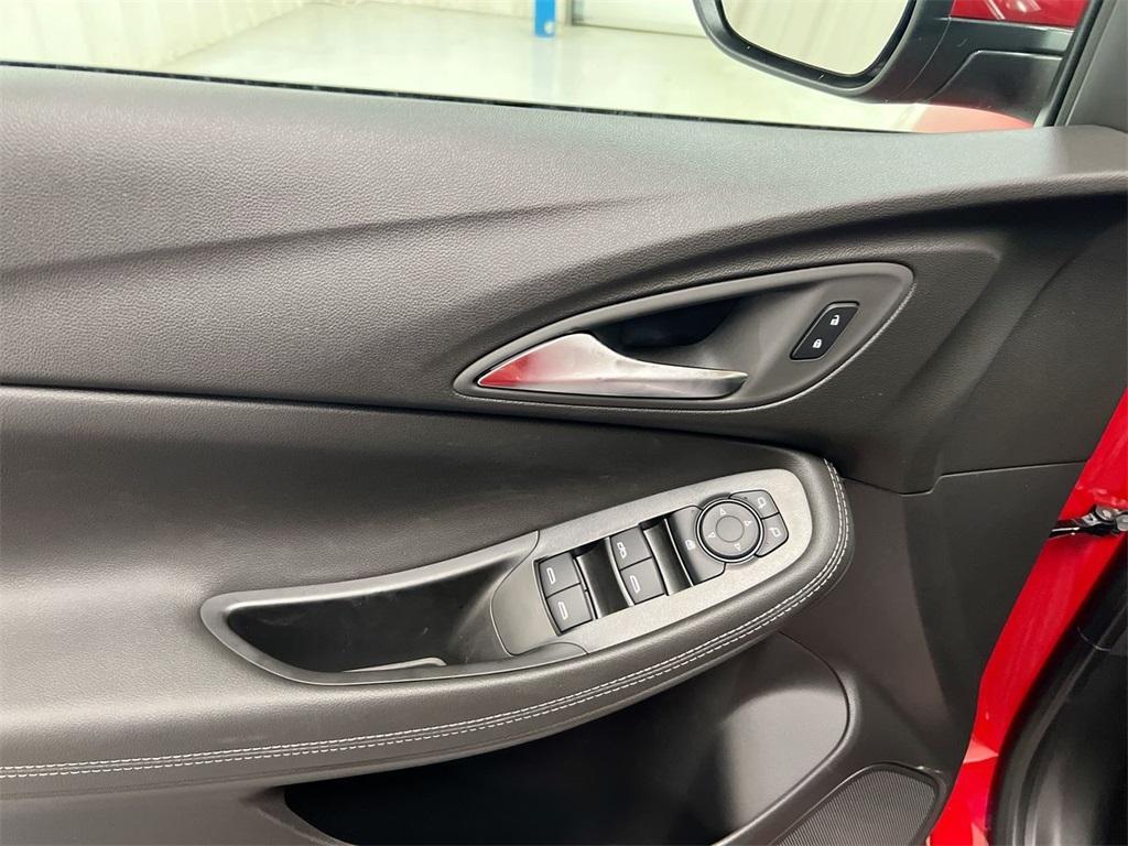 new 2025 Buick Envista car, priced at $24,687
