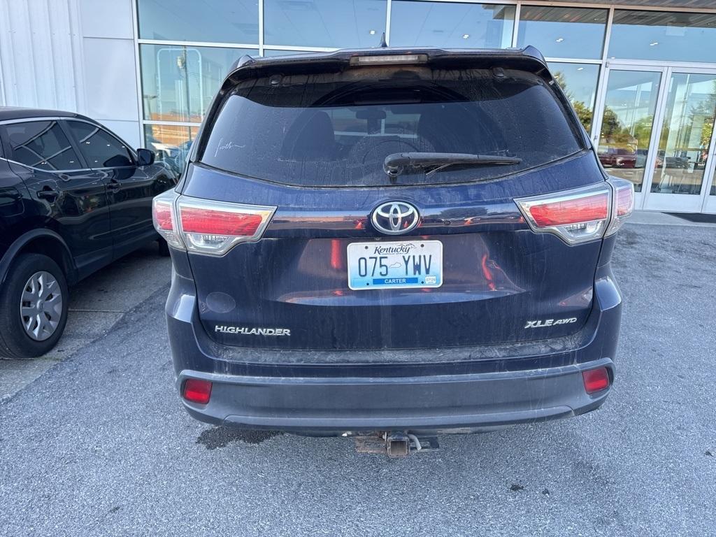used 2014 Toyota Highlander car, priced at $8,900