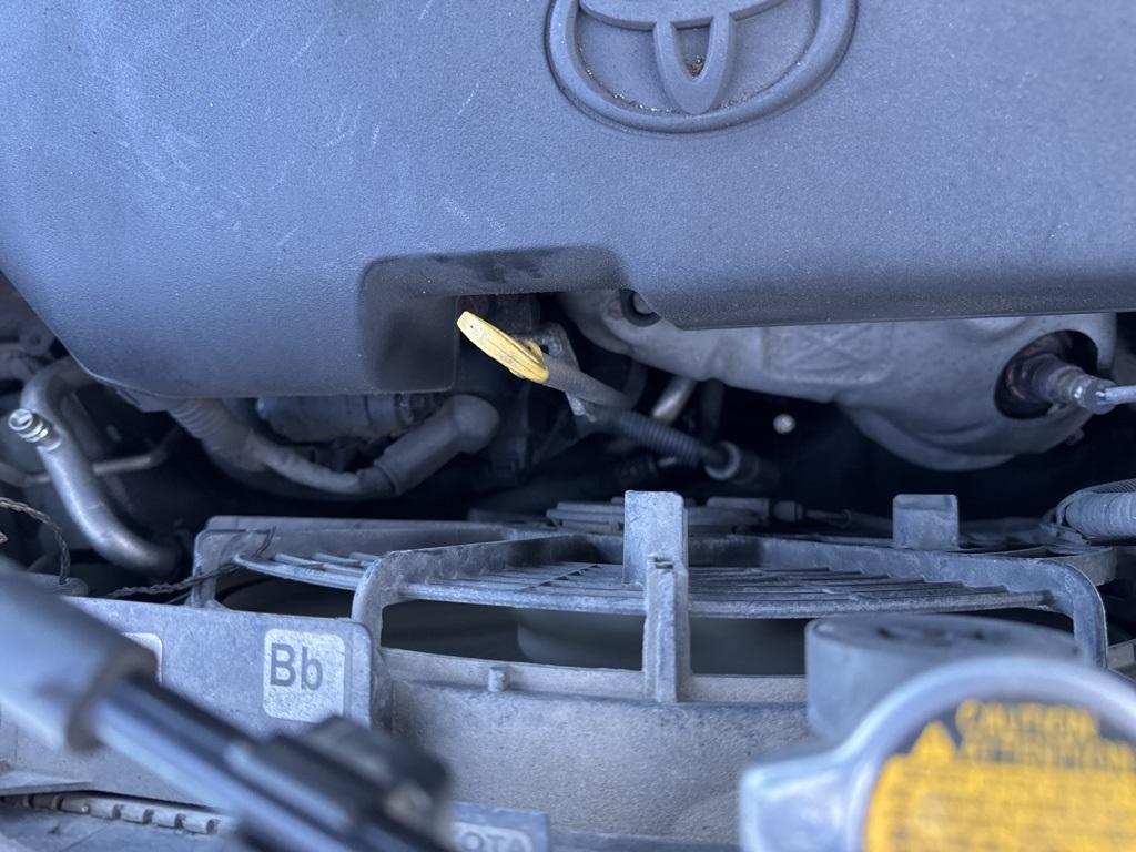 used 2014 Toyota Highlander car, priced at $8,900