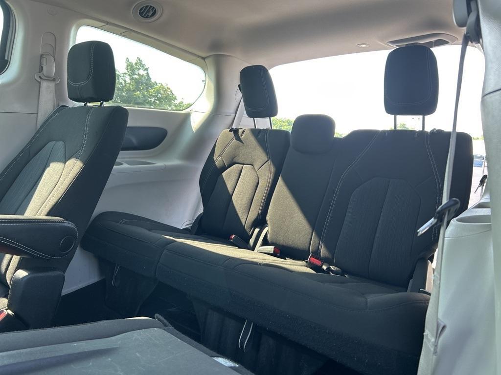 used 2023 Chrysler Voyager car