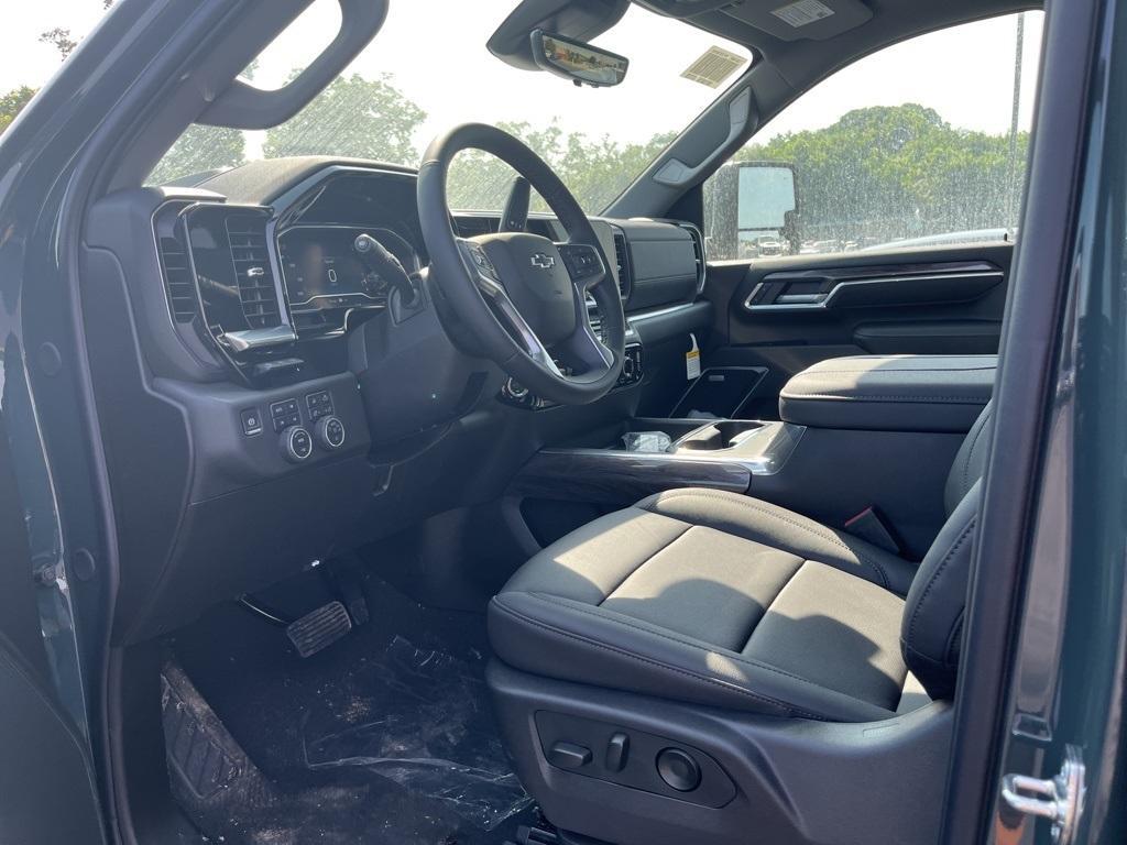 new 2025 Chevrolet Silverado 2500 car, priced at $83,160