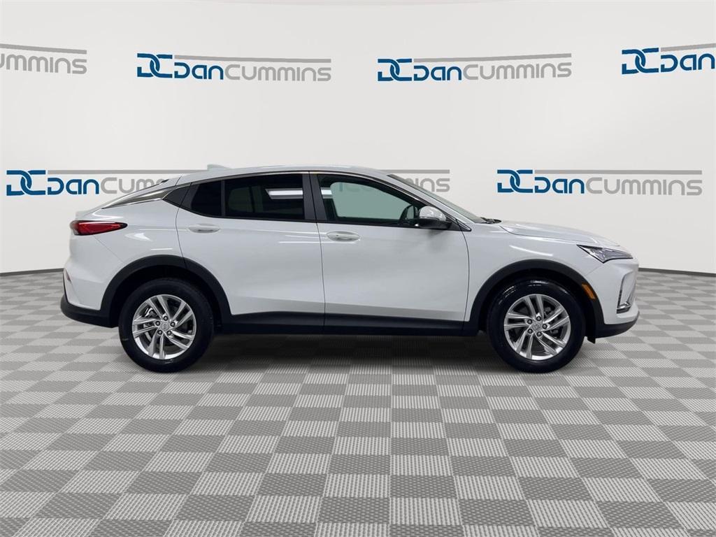 new 2025 Buick Envista car, priced at $24,995