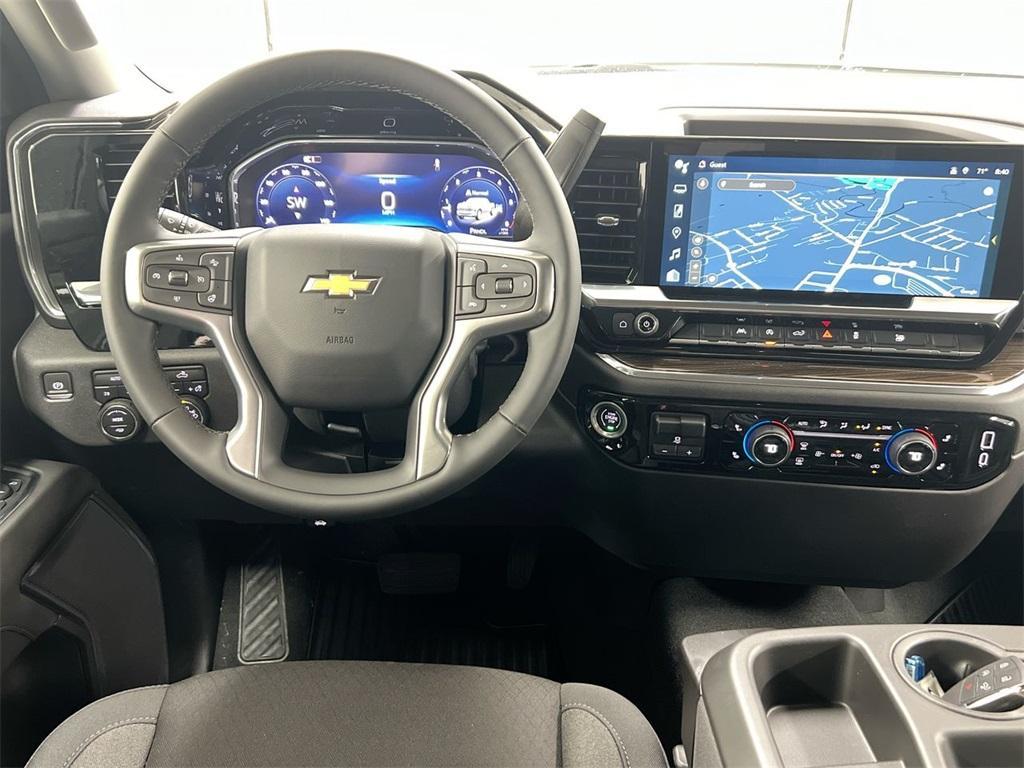 new 2025 Chevrolet Silverado 1500 car, priced at $46,895